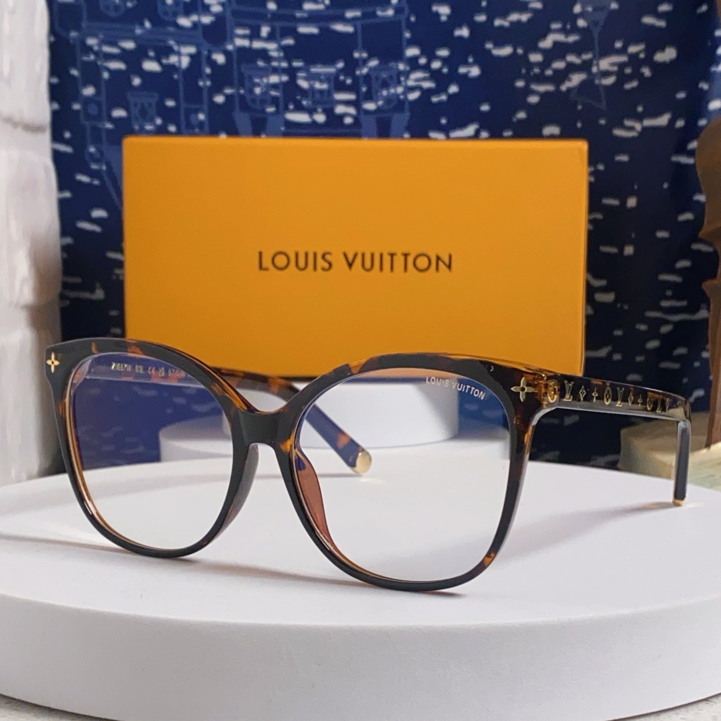 LOUIS VUITTON CAT EYE SUNGLASSES 573323 IN HAVANA ACETATE MONOGRAM LOGO